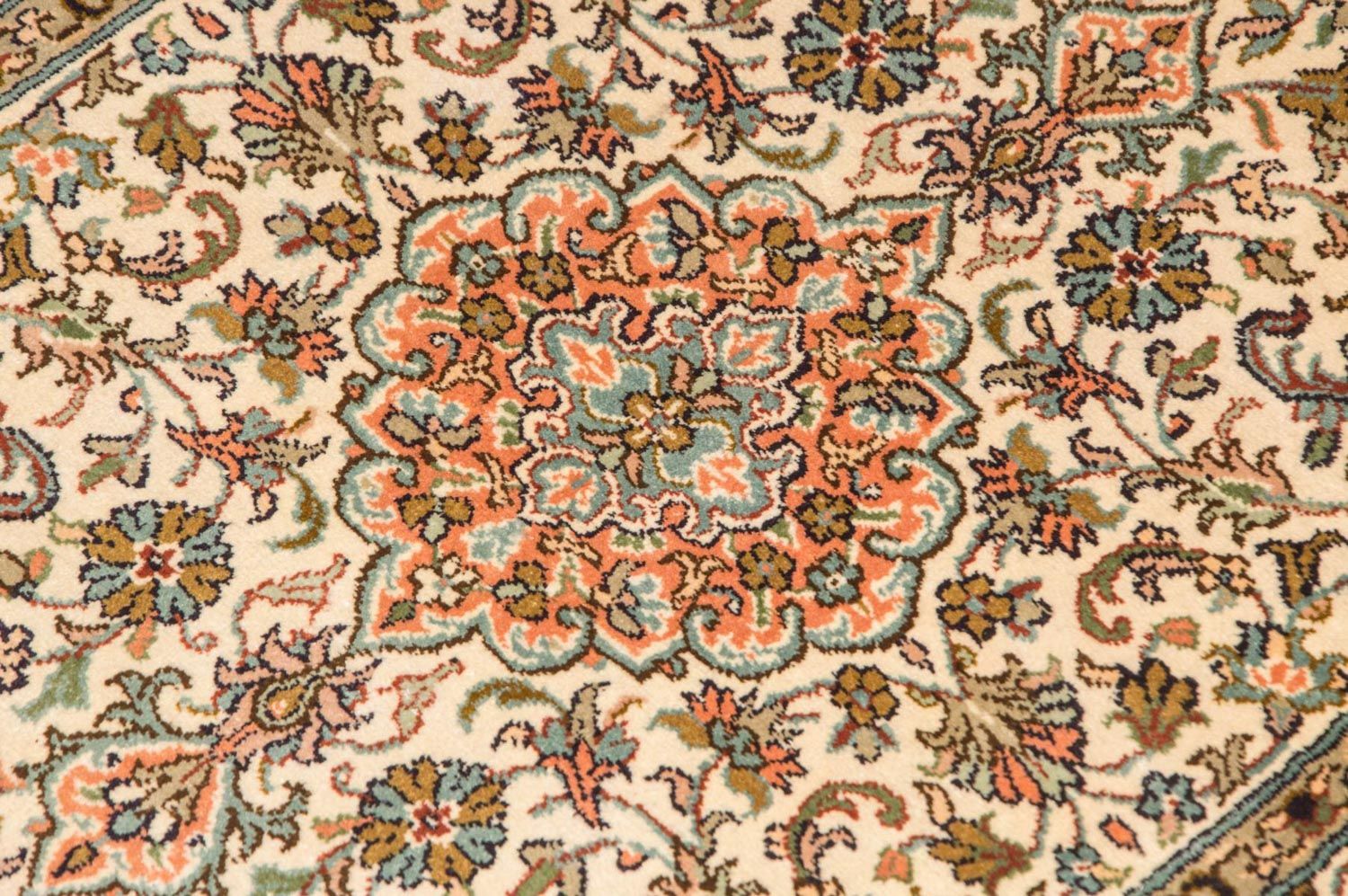 Tapis en soie - Soie du Cachemire - 95 x 62 cm - beige