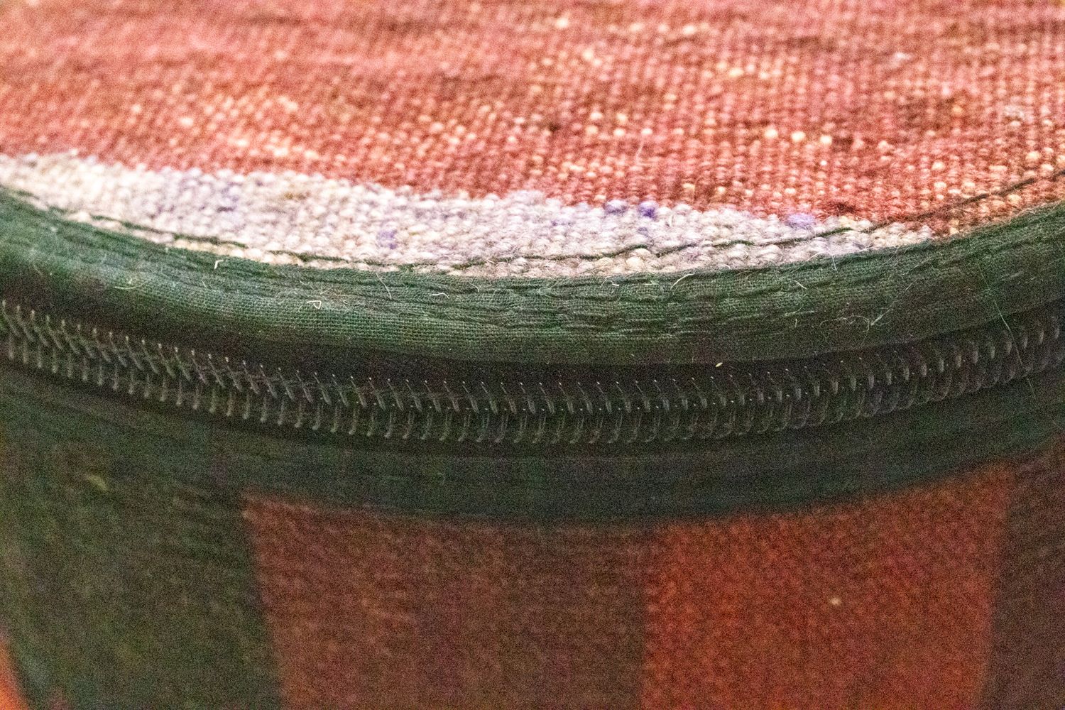 Sitzmöbel sonderform  - 42 x 36 cm - mehrfarbig