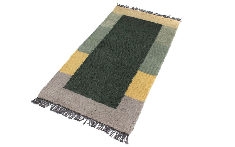 Nepal Teppich 140 x 70 cm - grün