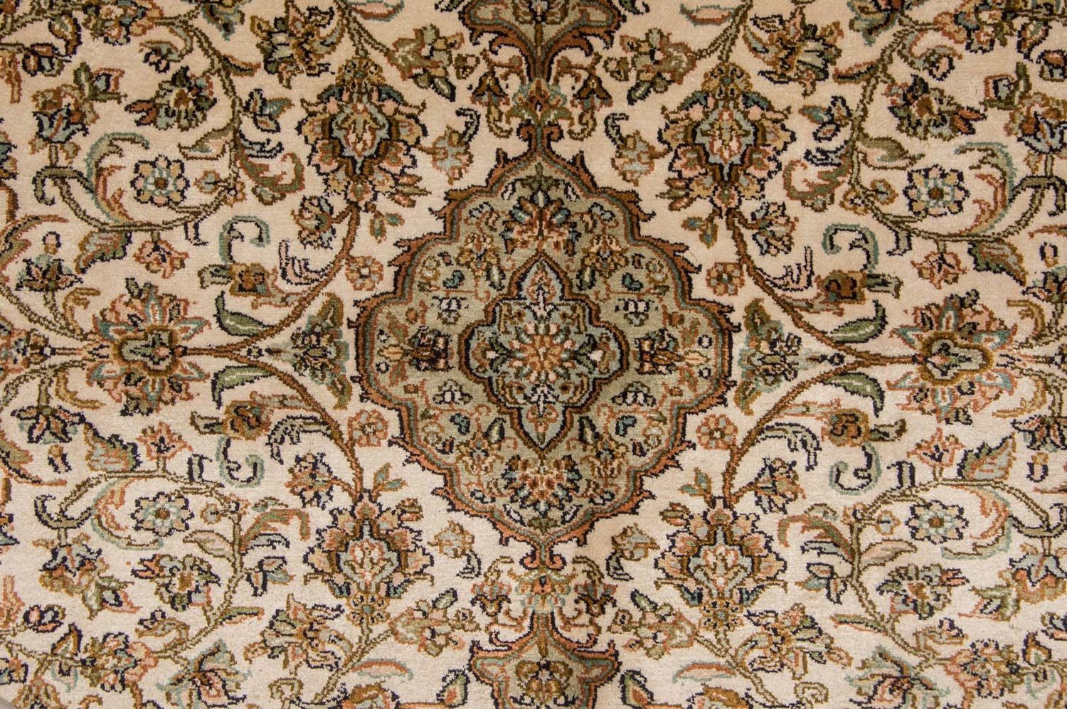 Tapis en soie - Soie du Cachemire - 186 x 126 cm - beige
