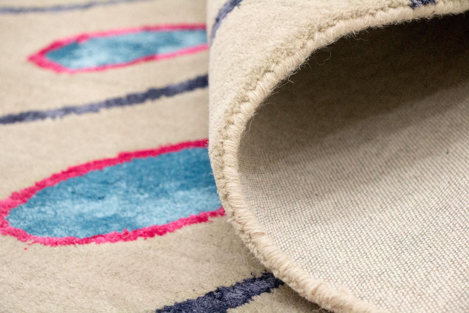 Tapis design - 240 x 152 cm - beige