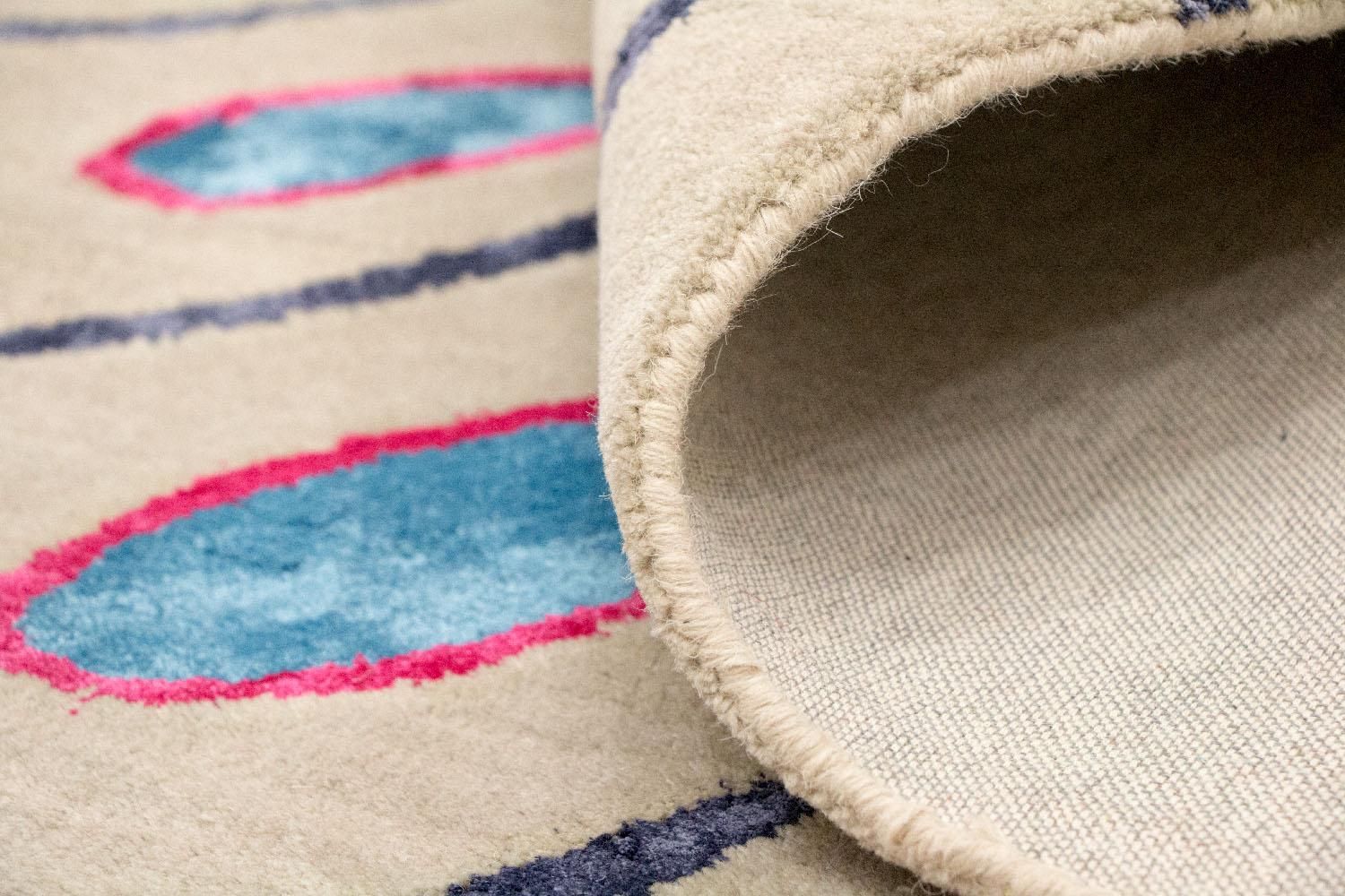 Tapis design - 240 x 152 cm - beige