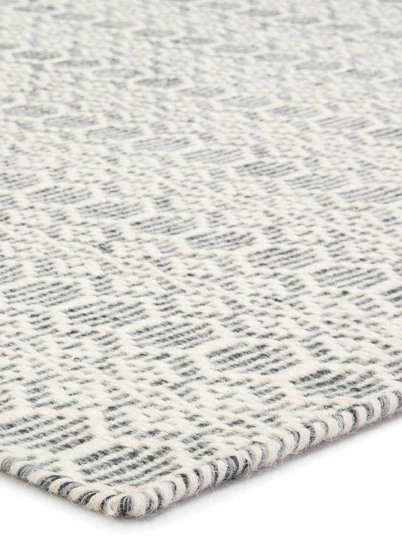 Wollteppich - 450 x 360 cm - lindengrün