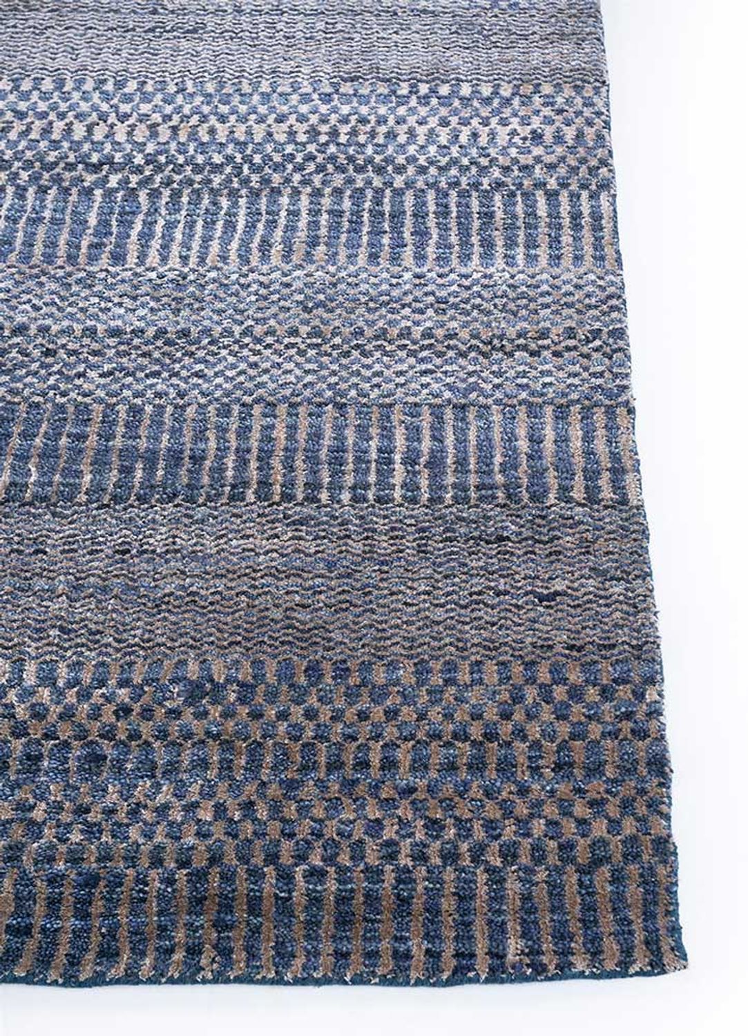DP02-RUG1131557-240x150