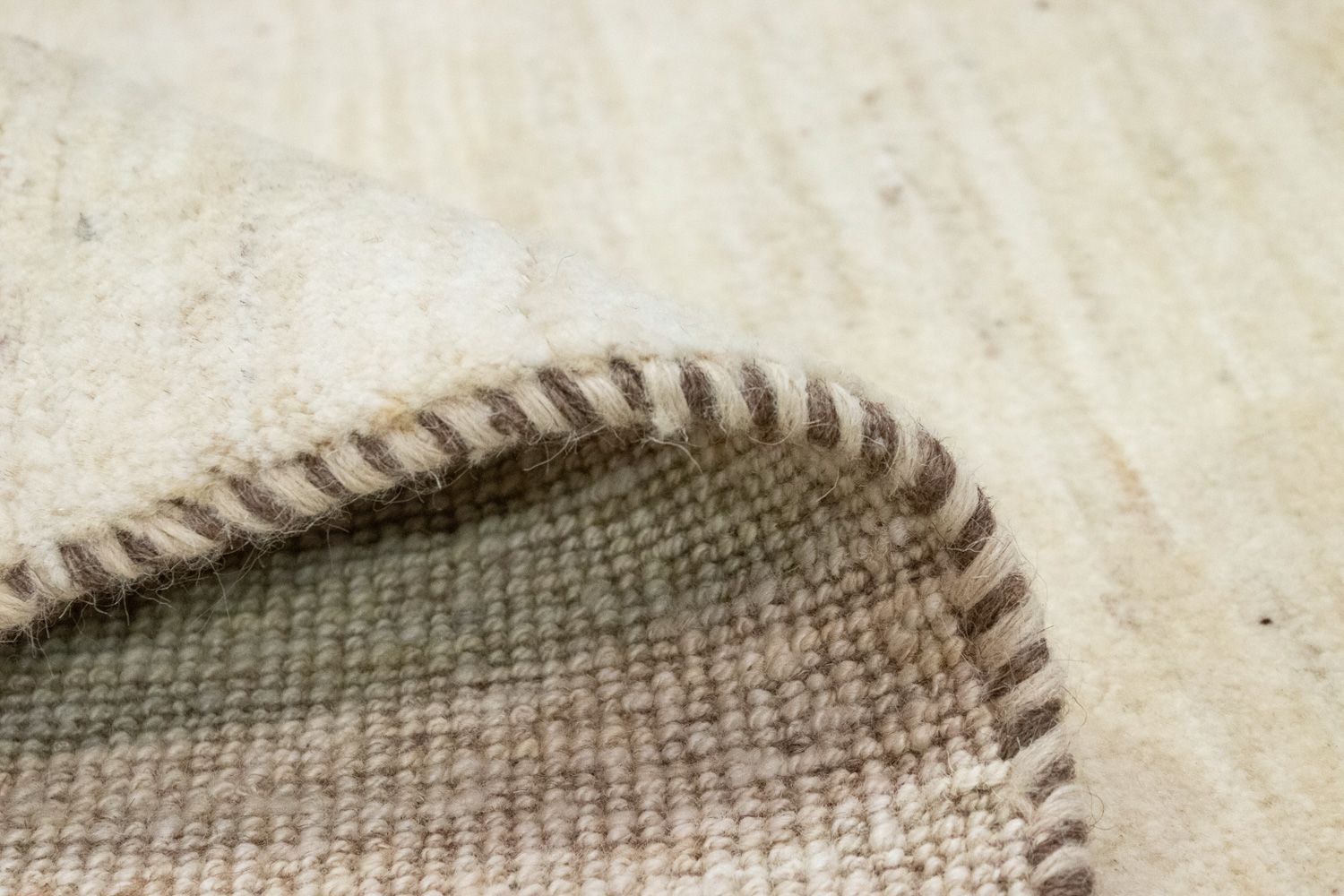 Tapis Gabbeh - Persan - 137 x 88 cm - beige