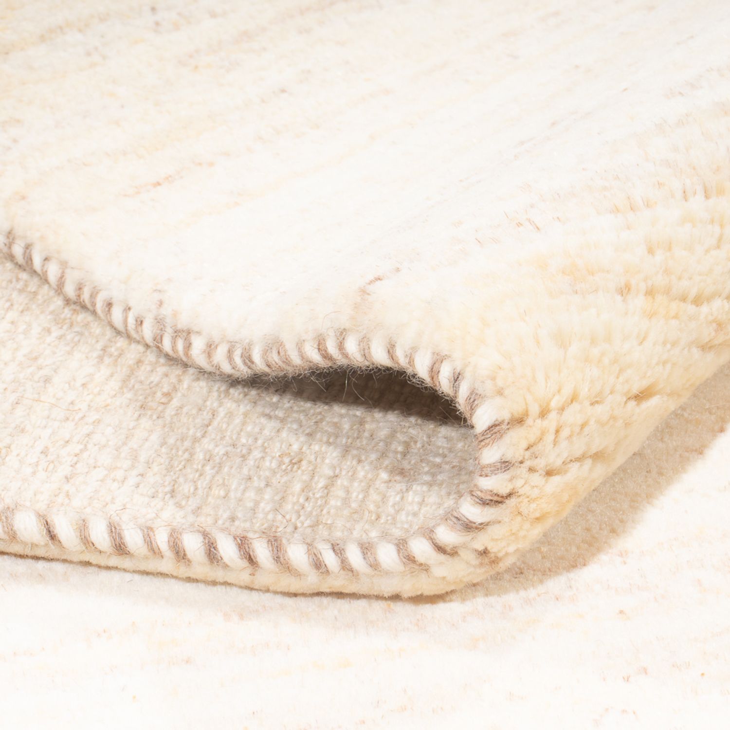 Tapis Gabbeh - Persan - 197 x 147 cm - beige
