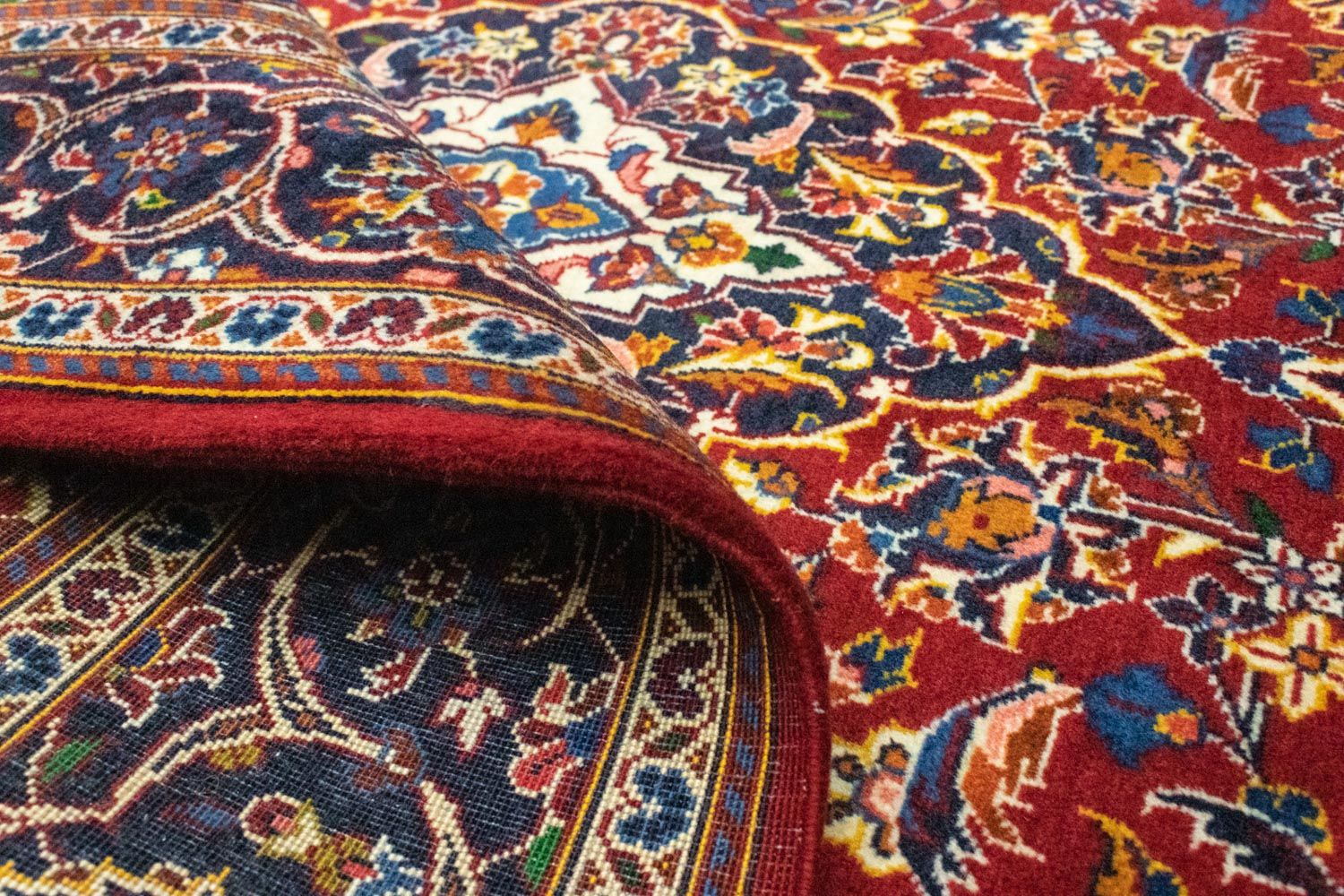 Tapis persan - Keshan - 210 x 135 cm - rouge