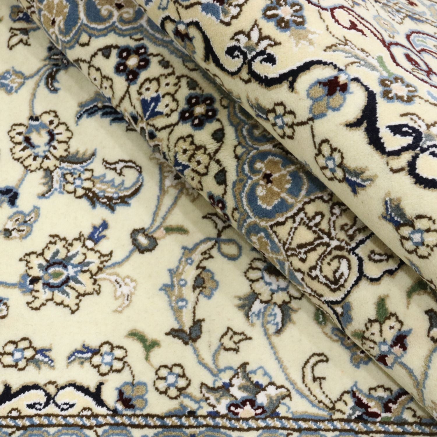 Tapis persan - Nain - Royal - 238 x 158 cm - beige