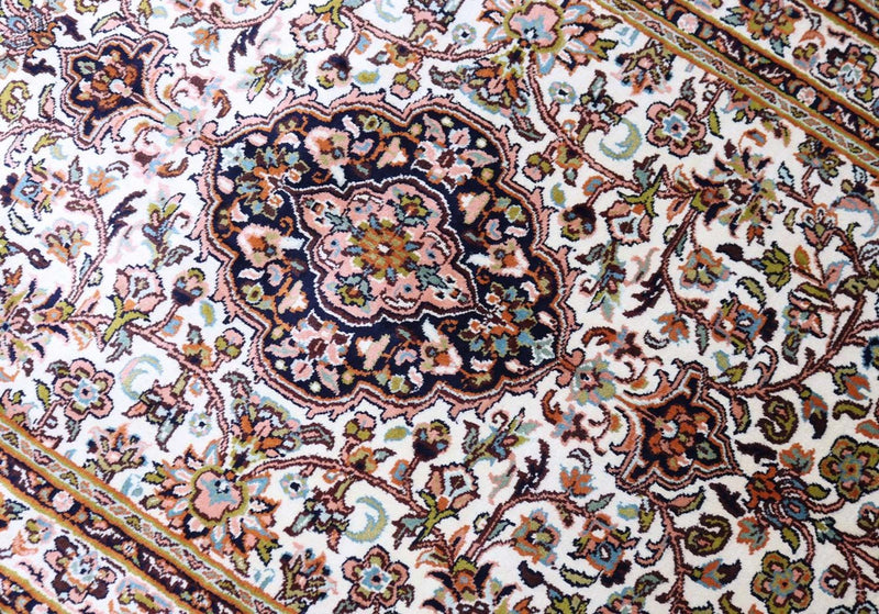 Tapis en soie - Soie du Cachemire - 154 x 93 cm - beige