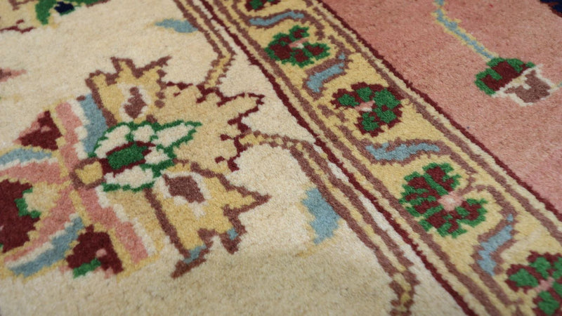 Tapis oriental - 192 x 151 cm - rouille