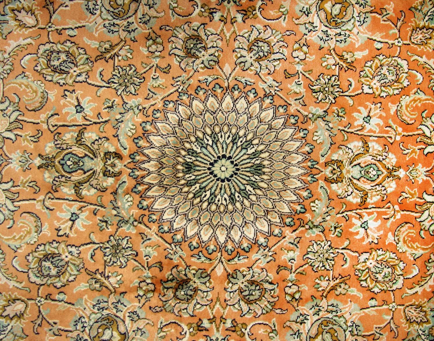 Tapis en soie - Soie du Cachemire carré  - 216 x 211 cm - orange