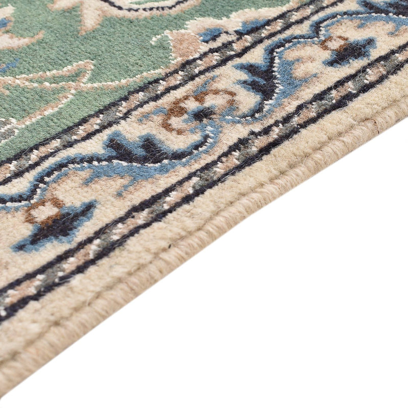 Tapis persan - Nain - 139 x 66 cm - vert clair