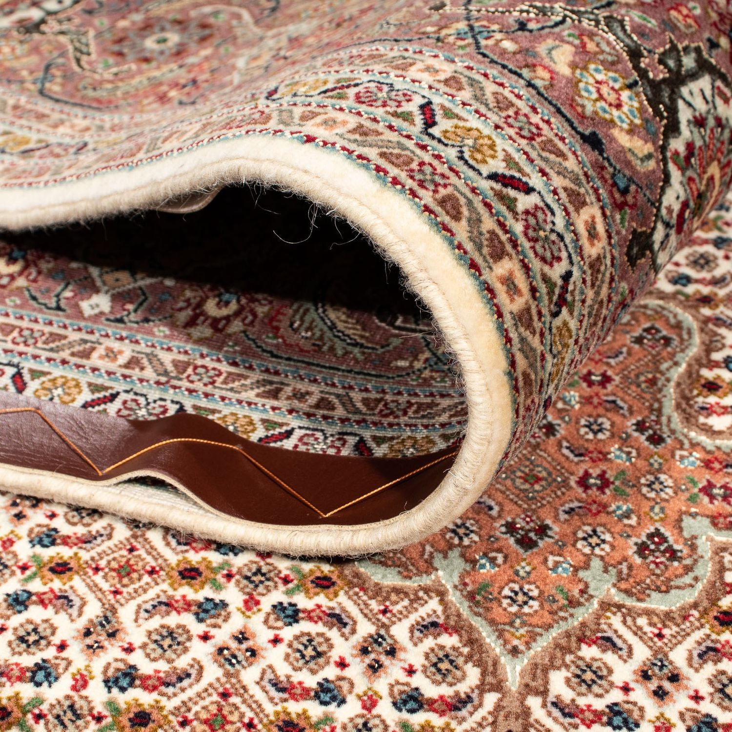 Tapis persan - Tabriz - 252 x 202 cm - marron clair