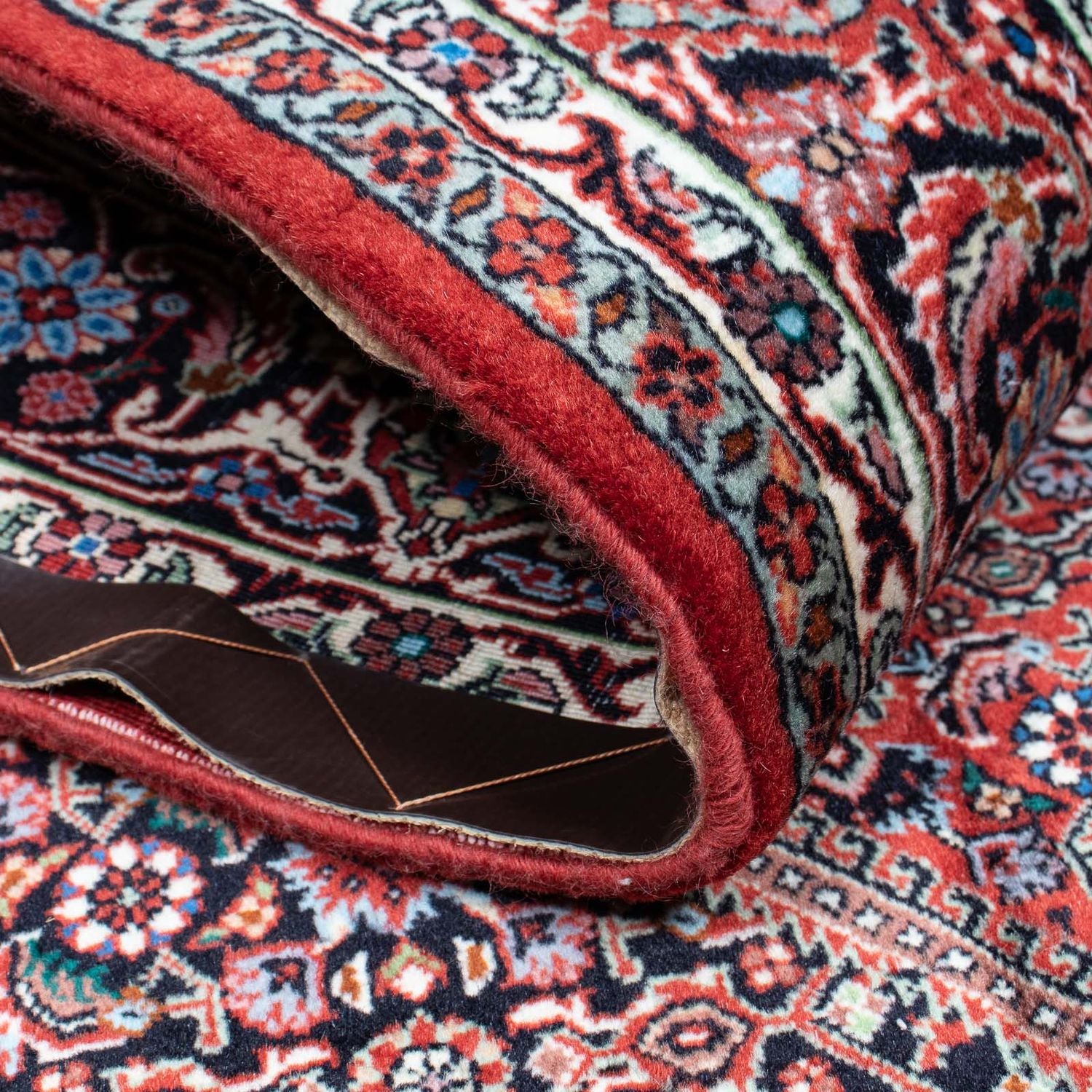 Tapis persan - Bidjar - 209 x 132 cm - rouge clair