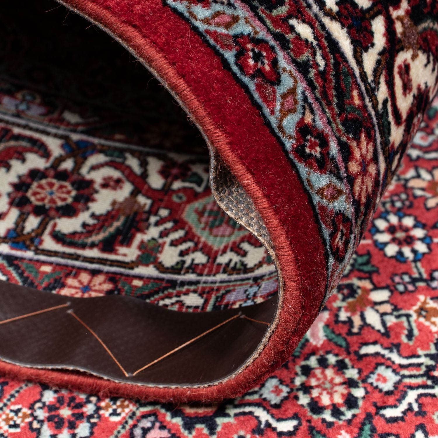 Tapis persan - Bidjar - 208 x 134 cm - rouge foncé