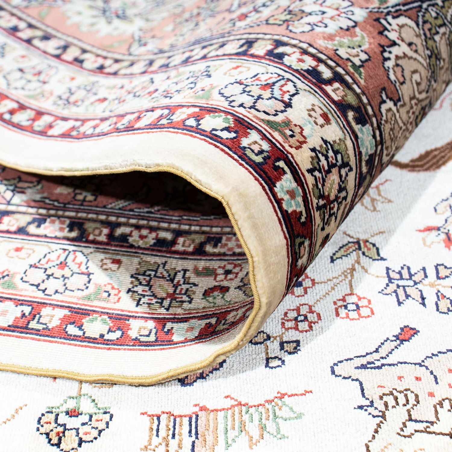 Tapis oriental - Hereke - 244 x 169 cm - beige