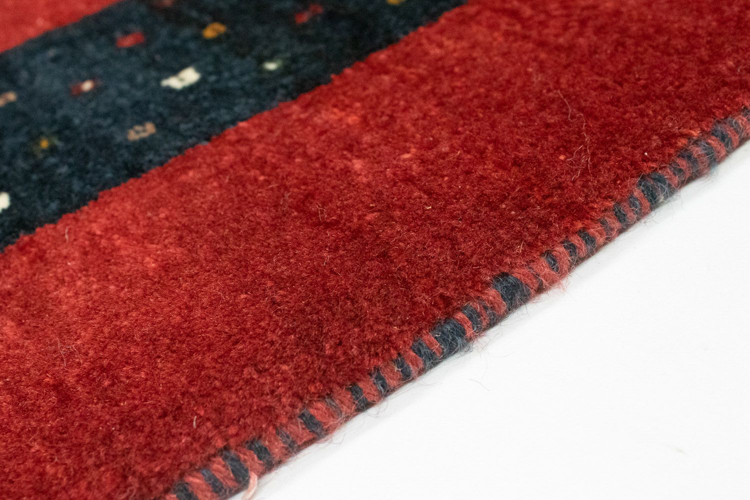 Tapis Gabbeh - Loribaft Persan - 155 x 103 cm - rouge