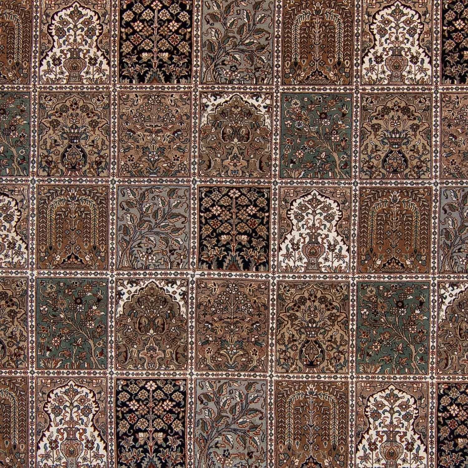 Tapis persan - Nomadic - 345 x 256 cm - marron clair